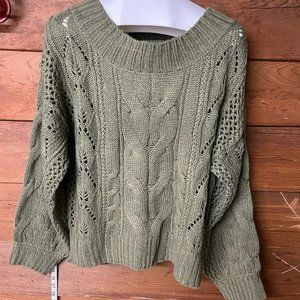 Sweater - Daytrip -- Crop - Olive Green - Size Large